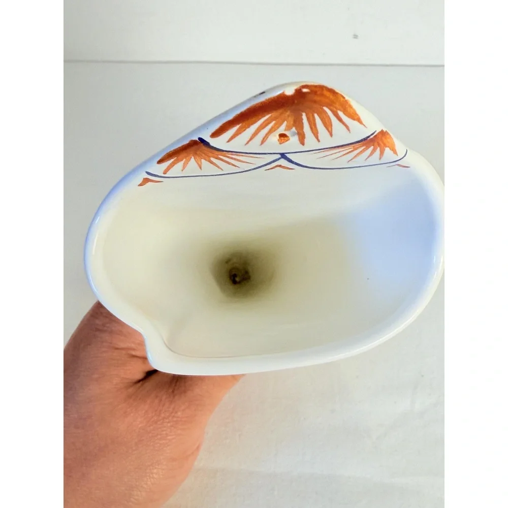 Henriot Quimper France Cone Shape Rooster Floral Hand Painted Wall Pocket 4.5in